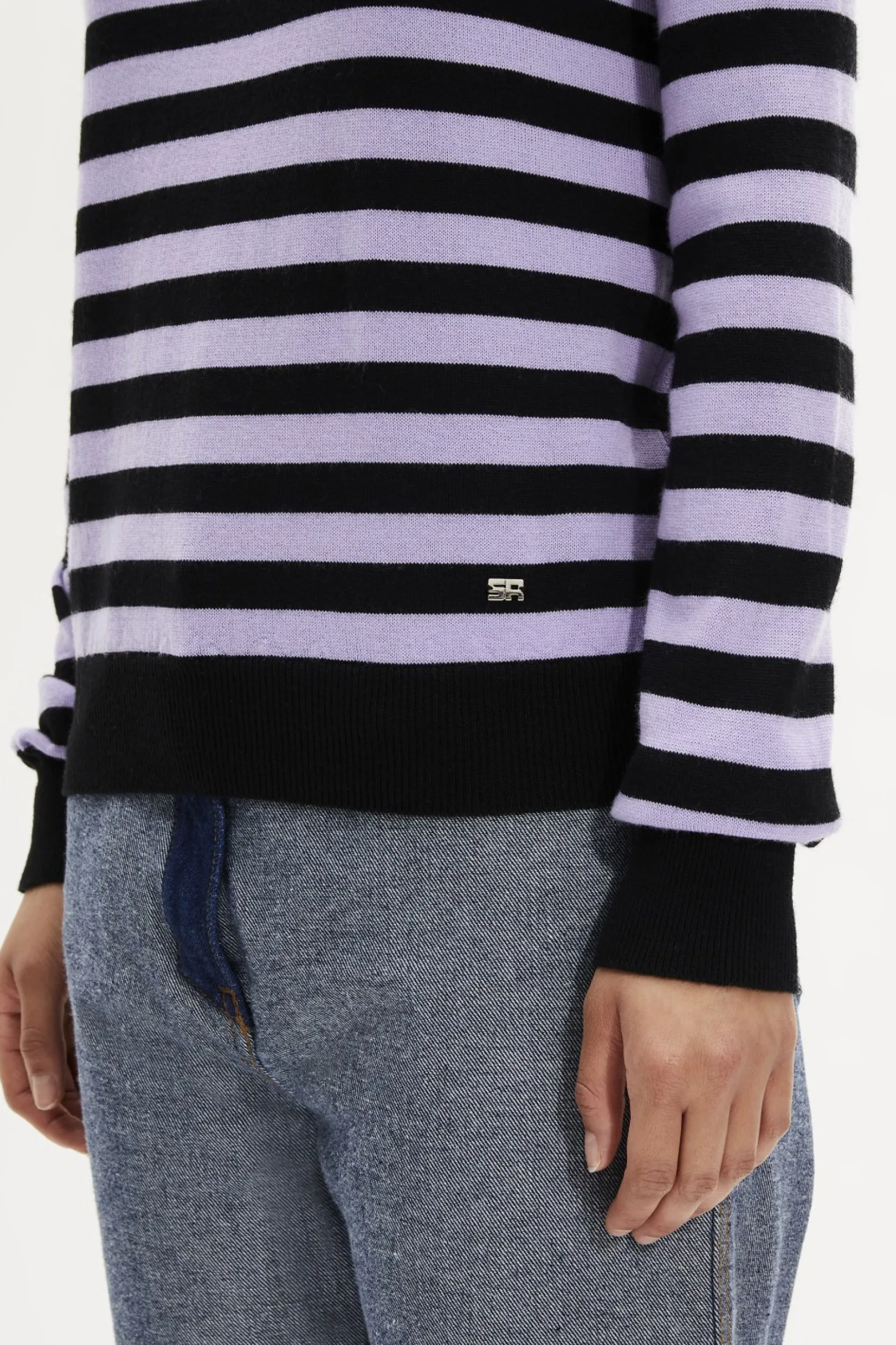 Discount Striped Long-Sleeved Crew Neck Sweater Women Sweaters